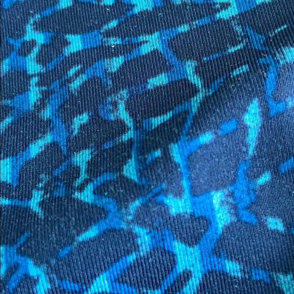 SOLD | LULULEMON | Blue Patterned Sports Bra - Picture 3 of 3